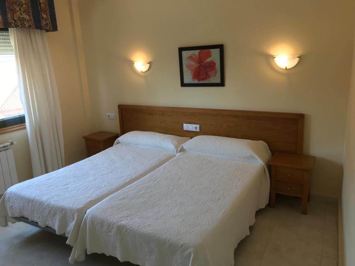 Hotel Restaurante Los Tulipanes San Salvador de Poio Ngoại thất bức ảnh