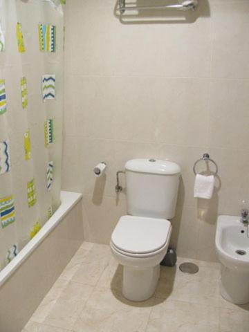 Hotel Restaurante Los Tulipanes San Salvador de Poio Ngoại thất bức ảnh